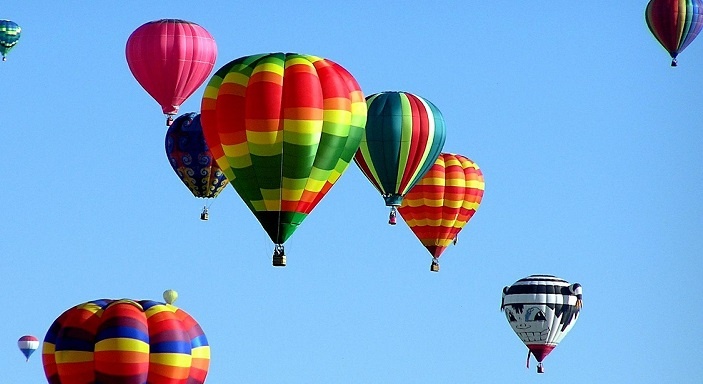 hot-air-balloons-439331_1280.jpg